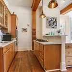 Maison Perrier Bed & Breakfast