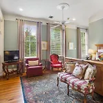 Bed & Breakfast Maison Perrier New Orleans