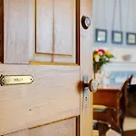 Maison Perrier Bed & Breakfast New Orleans