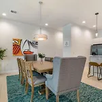Bienville Villas: Brand New 4br Holiday home *