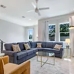 Bienville Villas: Brand New 4br *