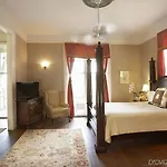 Maison Perrier Bed & Breakfast New Orleans