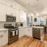 Fabulous With Views * New Orleans