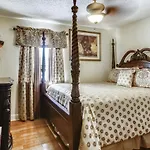 Lovely Home Only 15Mins From Downtown Nola