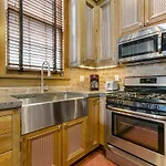 Modern 1-Bd Near French Quarter - Walk To Superdome