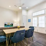 1 And 2 Bedroom Private Steps Away From French Quarter Aparthotel 5*