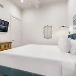 Aparthotel 1 And 2 Bedroom Private Steps Away From French Quarter