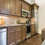 Aparthotel 1 And 2 Bedroom Private Steps Away From French Quarter 5*