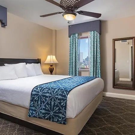 Club Wyndham Avenue Plaza 3*