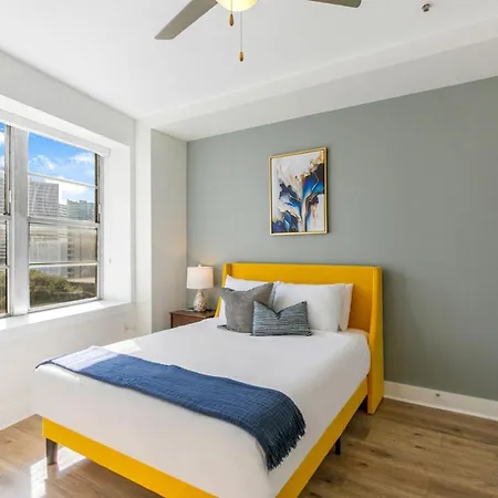 Apartment Mardi Gras Condos-nola's 4br Elegance *