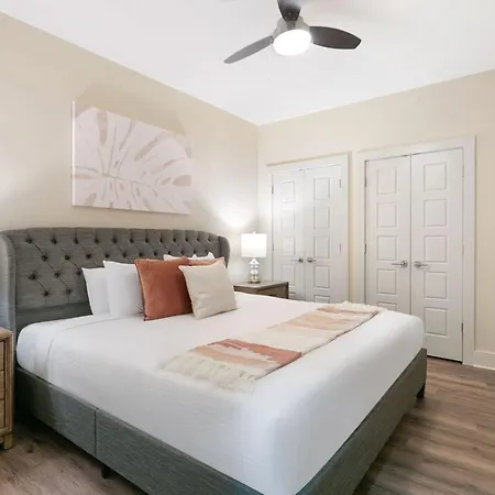 Apartment Mardi Gras Condos-nola's 4br Elegance