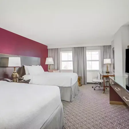 Beautiful Unit At The Heart Of Bourbon Street New Orleans