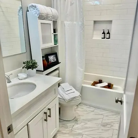 Garden District Getaway Apartment New Orleans
