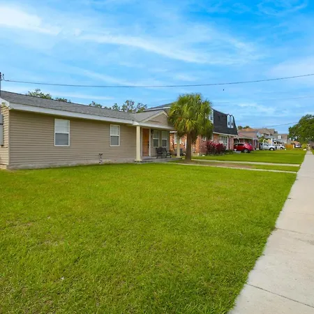 7 Mi To French Quarter Nola Abode With Theater