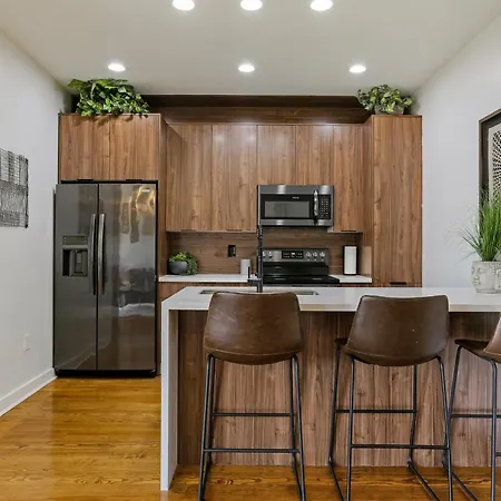 Equator 3 Bedroom Rooftop New Orleans