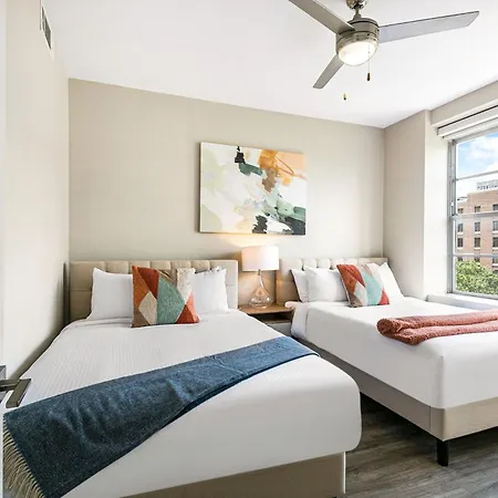 Mardi Gras Condos-nola's 4br Elegance New Orleans