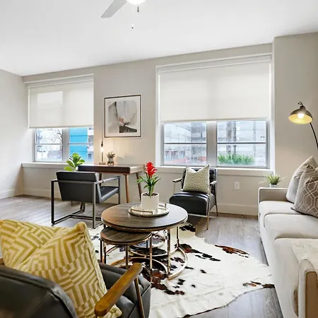 Mardi Gras Condos-nola's 4br Elegance *