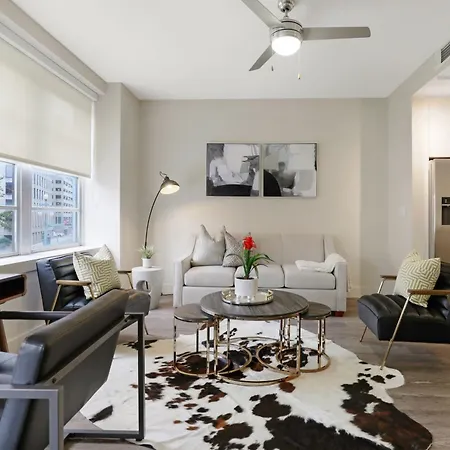 Mardi Gras Condos-nola's 4br Elegance