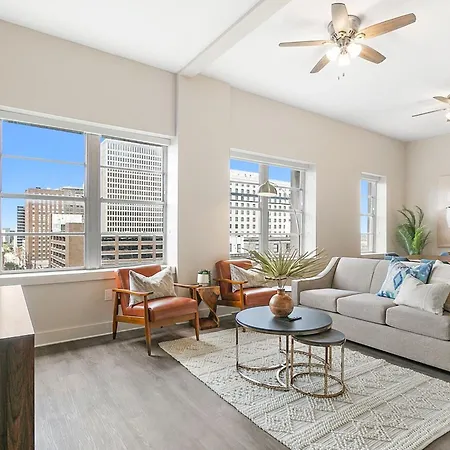 Mardi Gras Condos-nola's 4br Elegance New Orleans