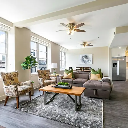 Mardi Gras Condos-nola's 4br Elegance New Orleans