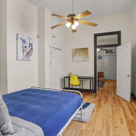 Apartment Gorgeous Backyard Pool 2bd Midcity Retreat