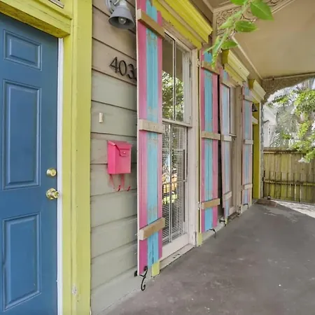 Gorgeous Backyard Pool 2bd Midcity Retreat New Orleans