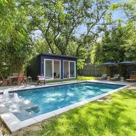 Gorgeous Backyard Pool 2bd Midcity Retreat Apartment New Orleans