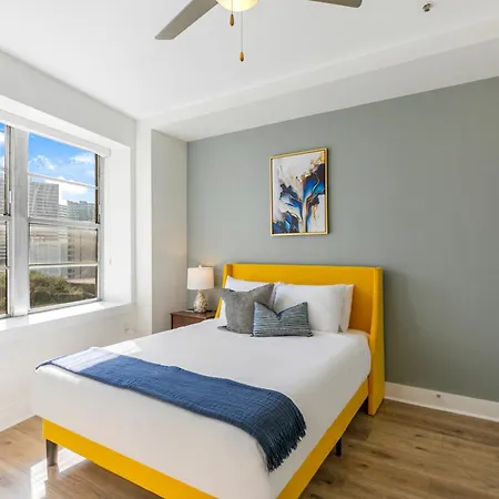 Apartment Spacious 4br In *