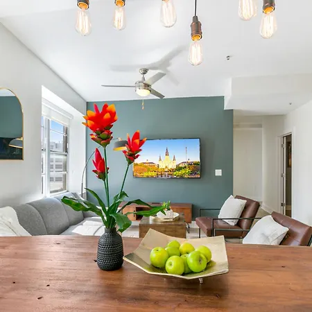 Spacious 4br In