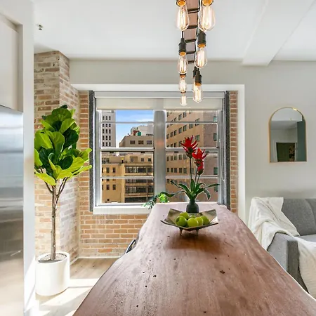 Spacious 4br In *