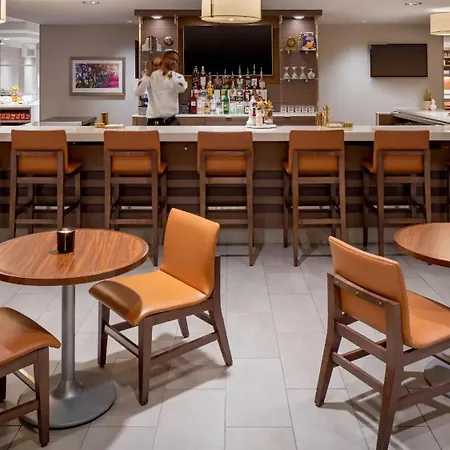 Elegant Unit At Hyatt Regency New Orleans