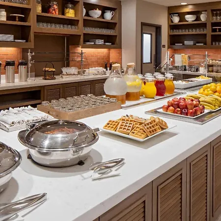 Elegant Unit At Hyatt Regency New Orleans