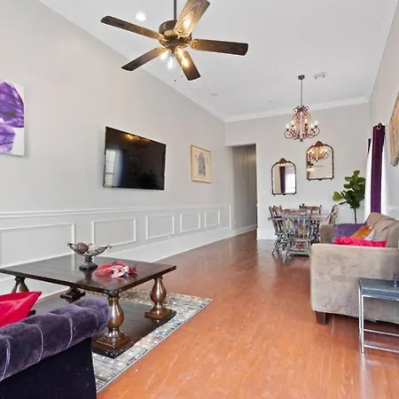 Fais Do-Do Lodge * New Orleans