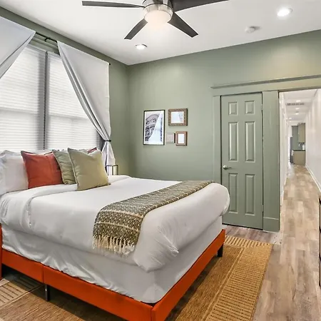 Moss And Magnolia Elegant 3 Mins To Superdome And Cbd Holiday home *