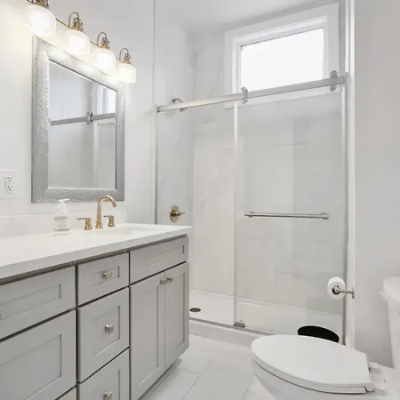 Apartment Lovely Mid