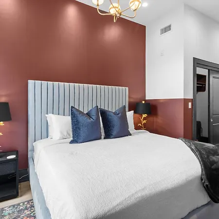 Exposed Bricks Cypress Beams Downtown 2br W Queen Sleeper Sofa Near Superdome And Parade Hotel *