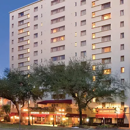 Club Wyndham Avenue Plaza Hotel 3*
