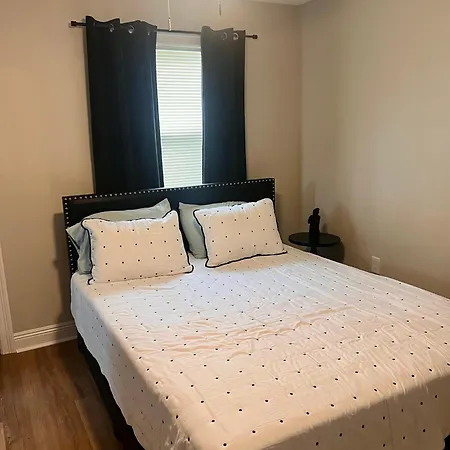 Nola Charm Holiday home *