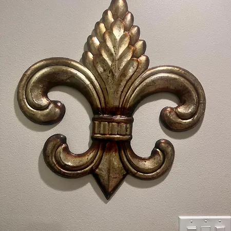 Nola Charm *