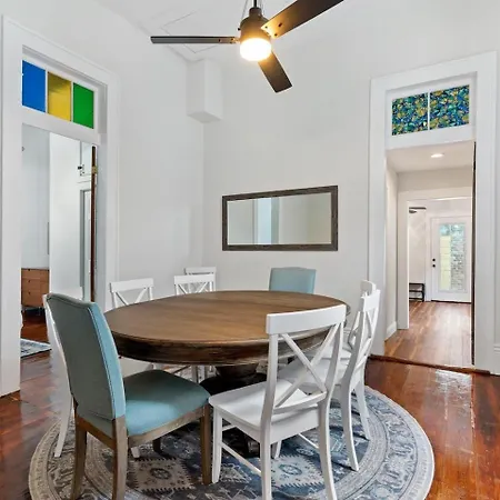Game & Patio - Walk To French Quarter Holiday home