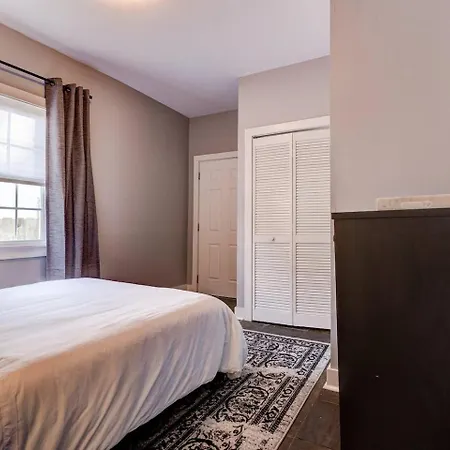 Uptown Retreat - 3br & Chef's Kitchen Holiday home New Orleans