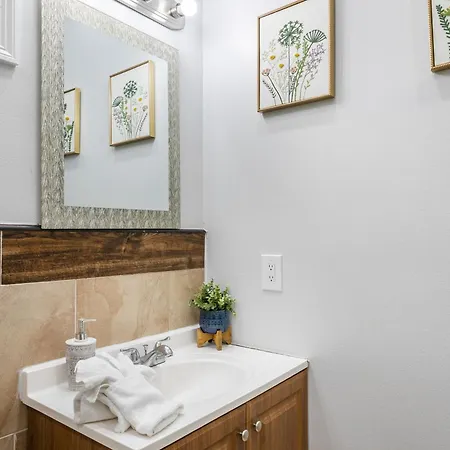Modern 4br Elegant Living - Downtown Nola Holiday home *