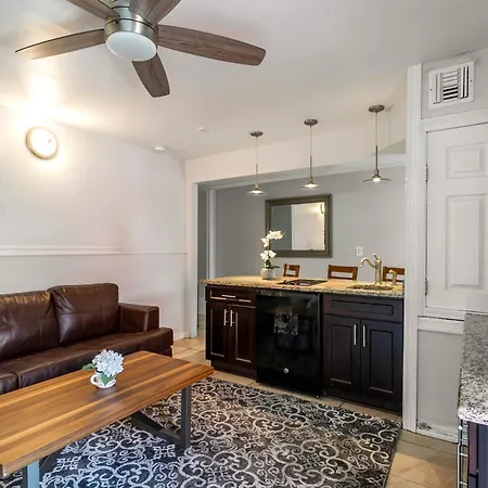 Modern 4br Elegant Living - Downtown Nola