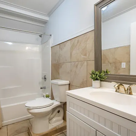Modern 4br Elegant Living - Downtown Nola Holiday home