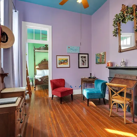 Bright Retreat W Private Balcony & Garden Views Bed & Breakfast New Orleans