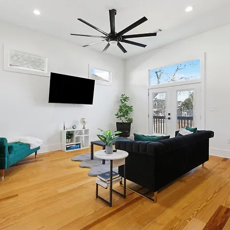 Holiday home The Royal Haus Nola 3 Bed Beauty New Orleans