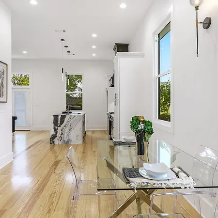 Holiday home The Royal Haus Nola 3 Bed Beauty New Orleans