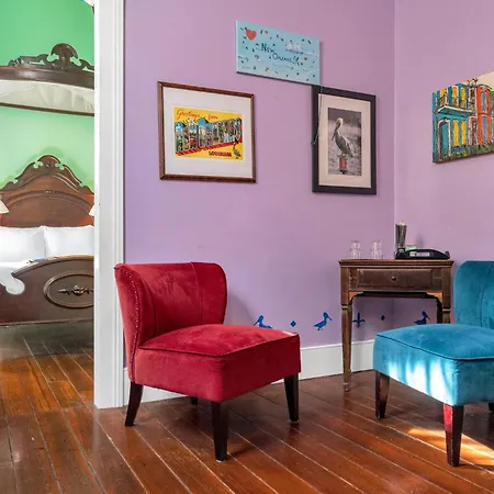 Bright Retreat W Private Balcony & Garden Views Bed & Breakfast
