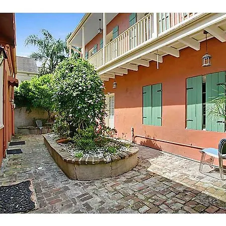 2 Bedroom On Ursulines Avenue,n.orleans *
