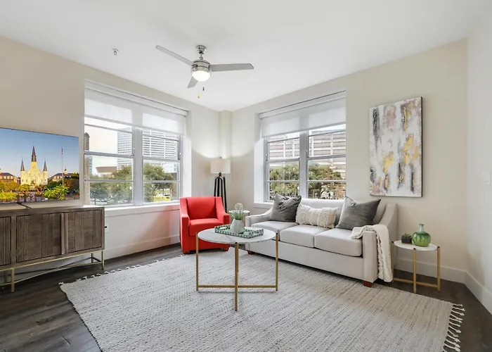 2 Bedroom Elegant Condos In Downtown New Orleans